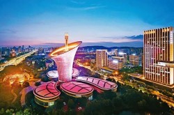 “五大項(xiàng)目”來(lái)襲！光谷“激光軍團(tuán)”集體爆發(fā)