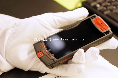 一探Vertu總部究竟：最奢侈的手機(jī)是怎么造出來(lái)的？