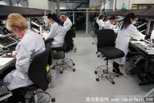 一探Vertu總部究竟：最奢侈的手機(jī)是怎么造出來(lái)的？